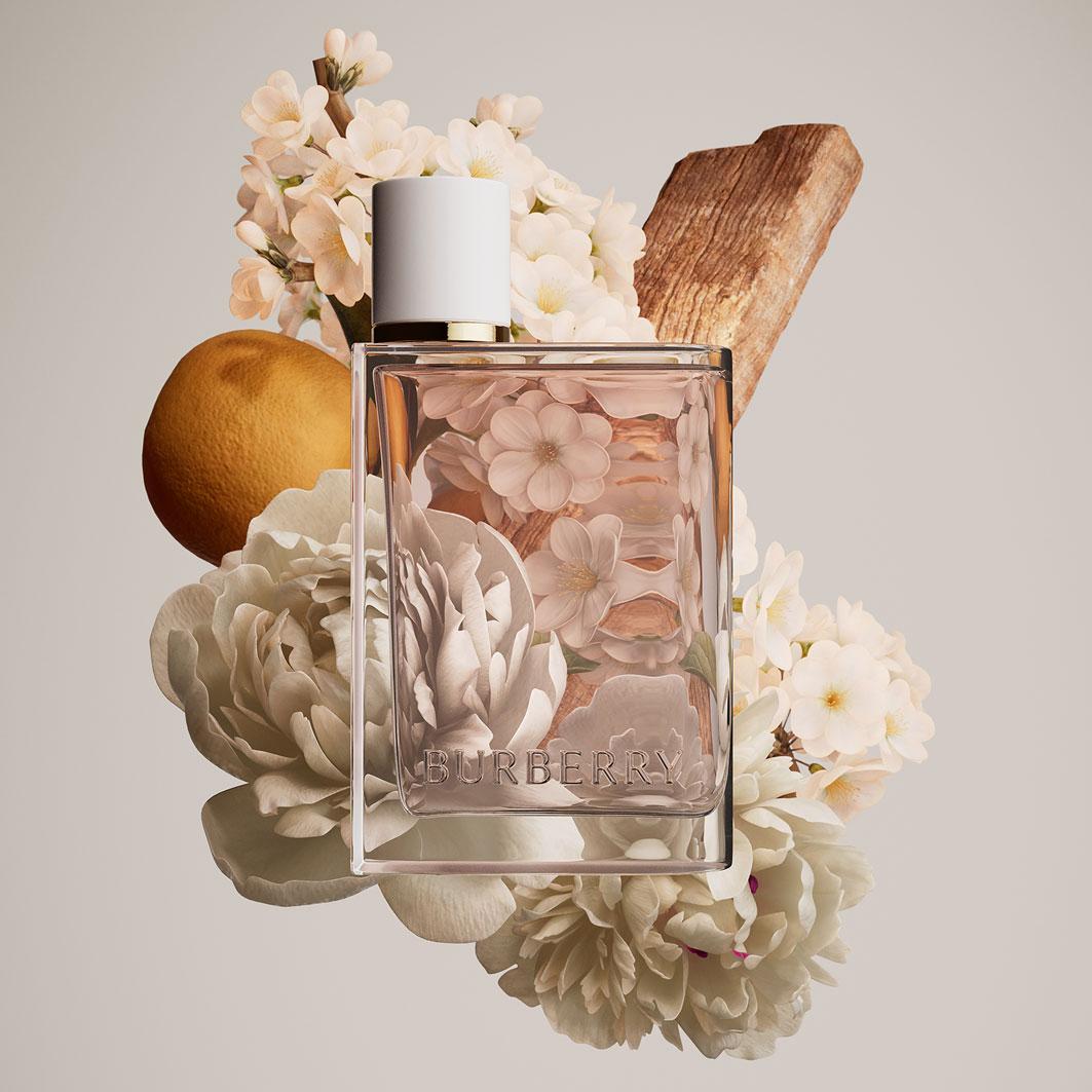 Fragrances Burberry Her Blossom BURBERRY April